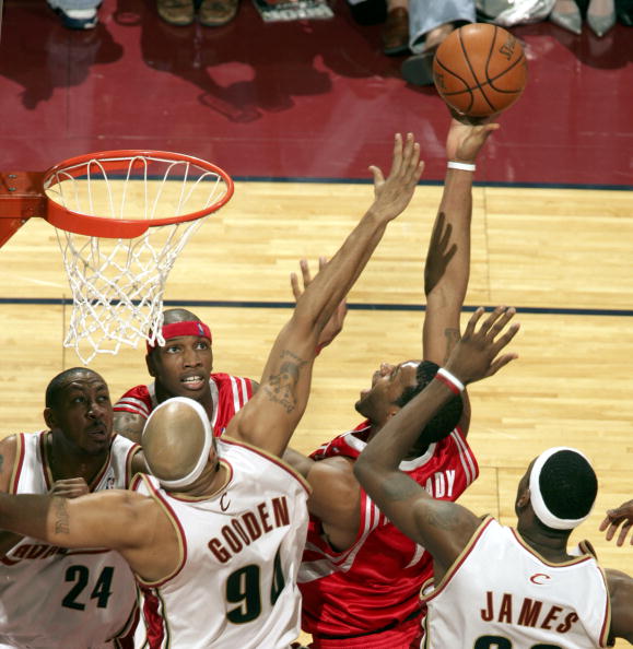 他的外线威 他的外线威