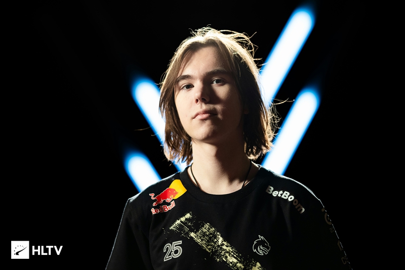 赛场的球星 赛场的球星