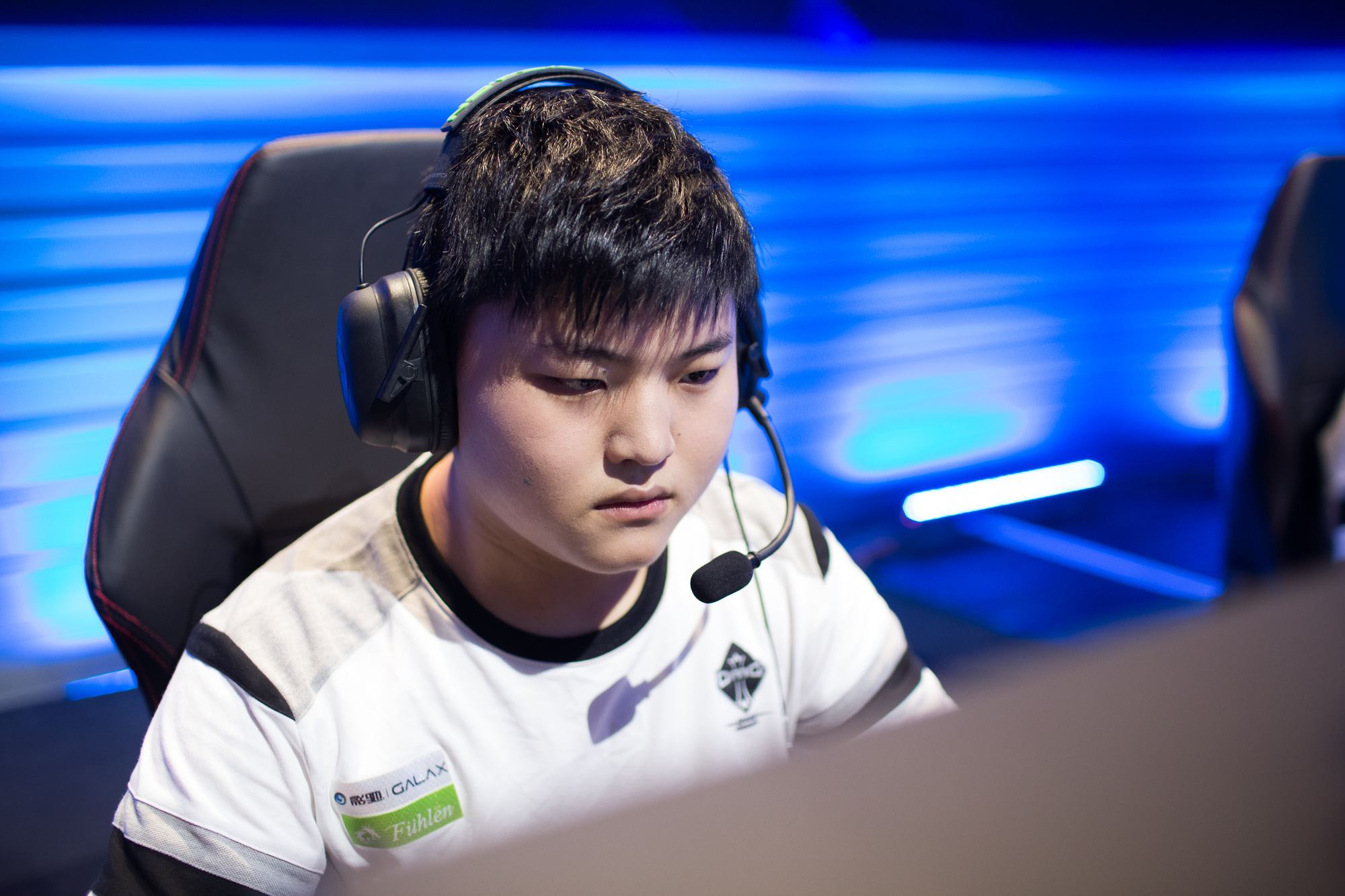 制了对手的 制了对手的