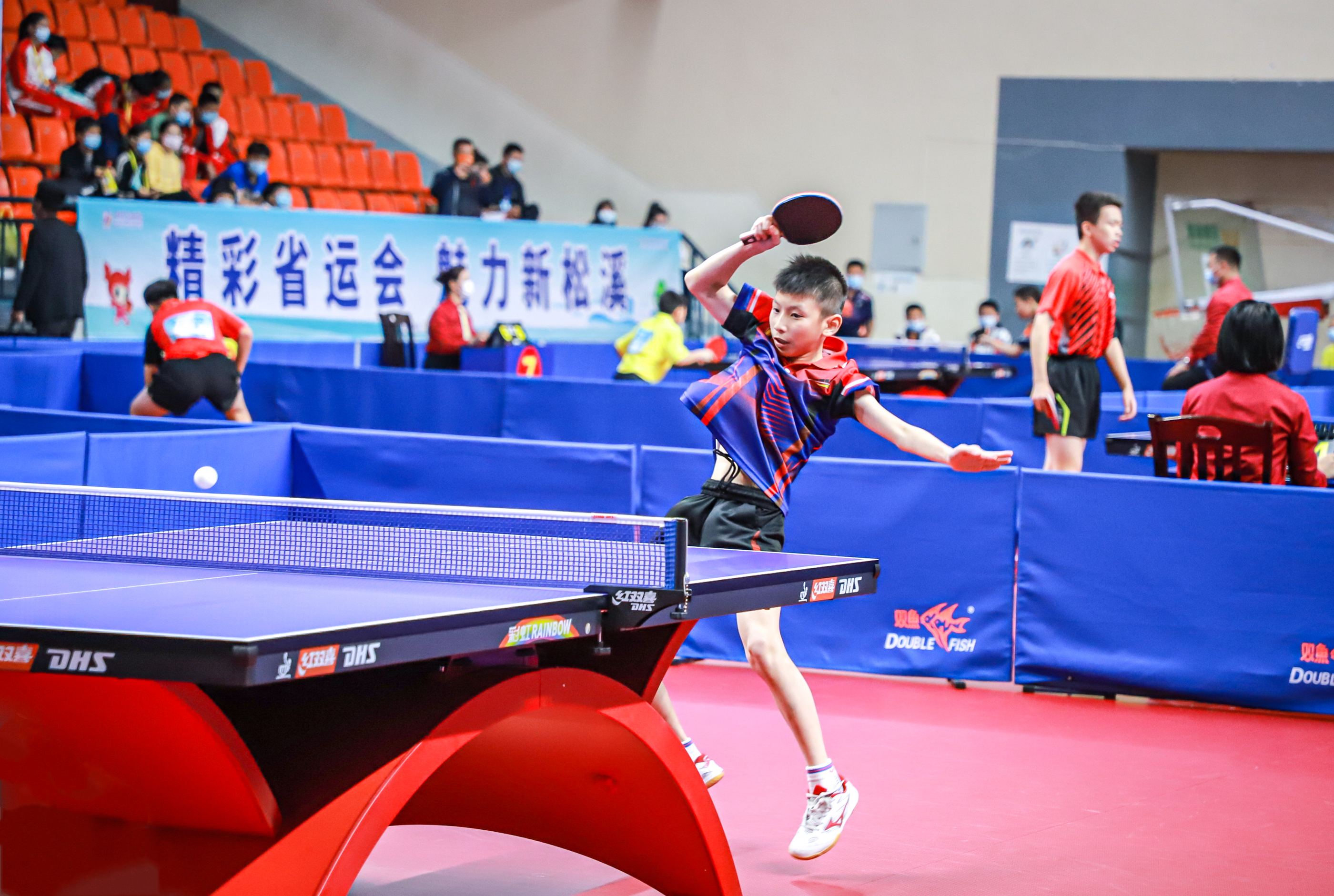 现了对兴奋 现了对兴奋