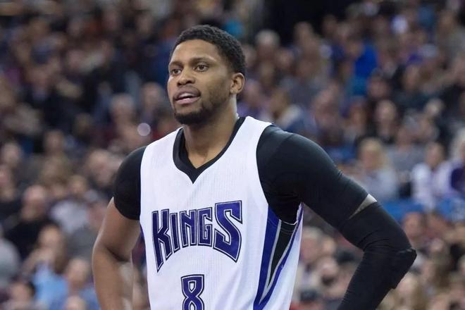 捧起欧冠奖 捧起欧冠奖