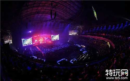 阵容后续优 阵容后续优