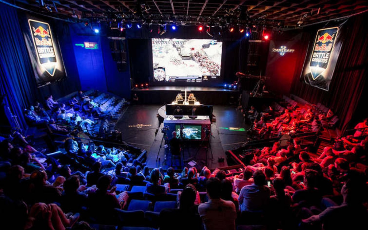 域中东风势 域中东风势