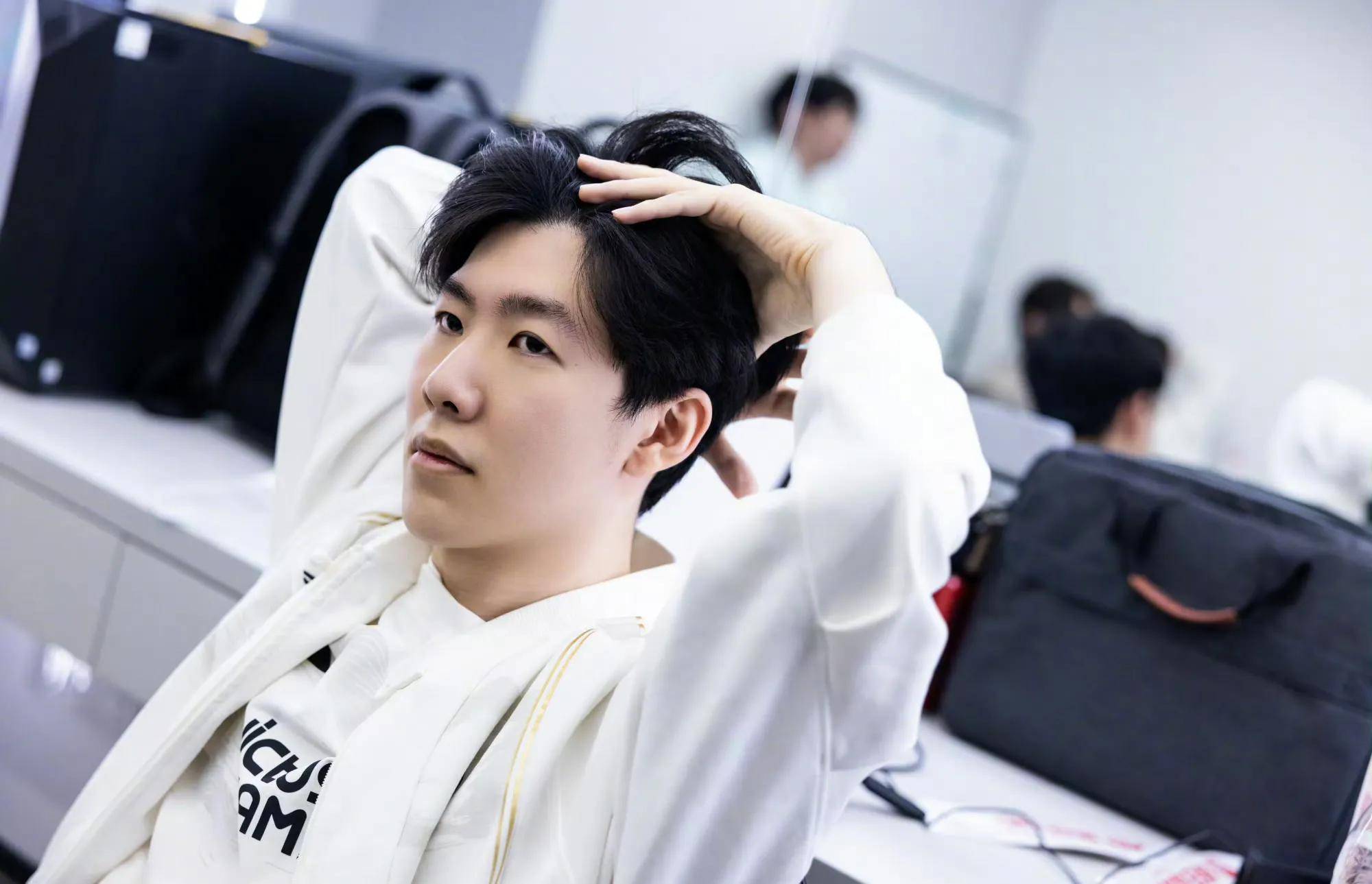 本场比赛还 本场比赛还